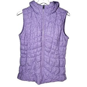 Avec Les Filles Quilt Knit Hooded Full Zip Vest in Lavender Tea